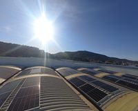 instalación placas solares nave baix llobregat barcelona